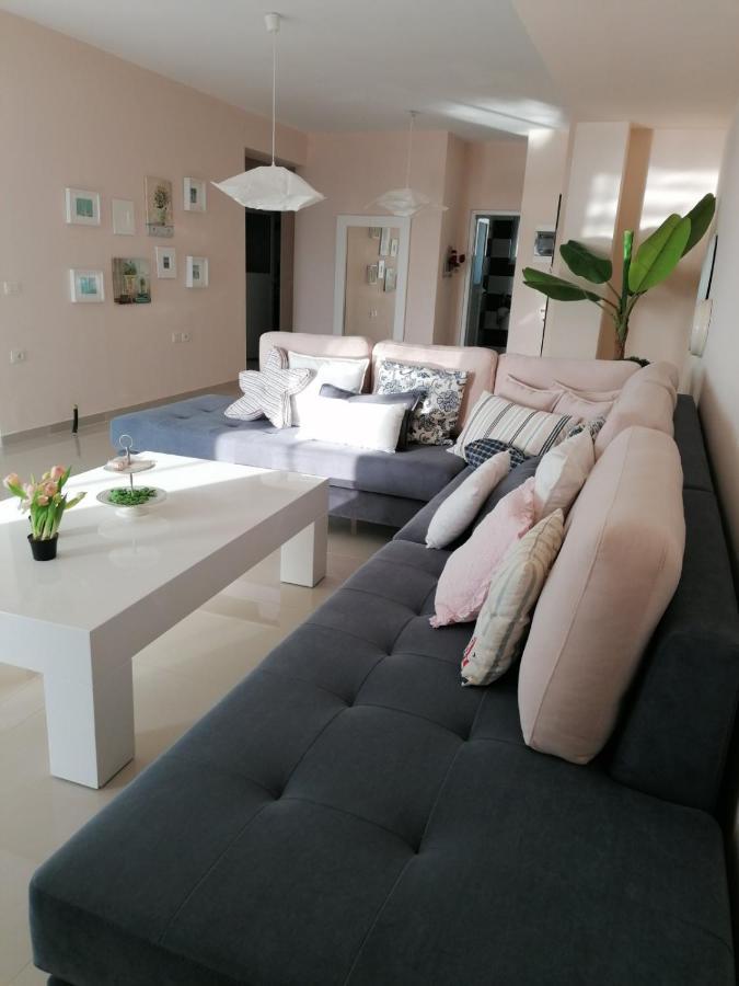 Marianna'S Luxury Apartment Sarandë Esterno foto